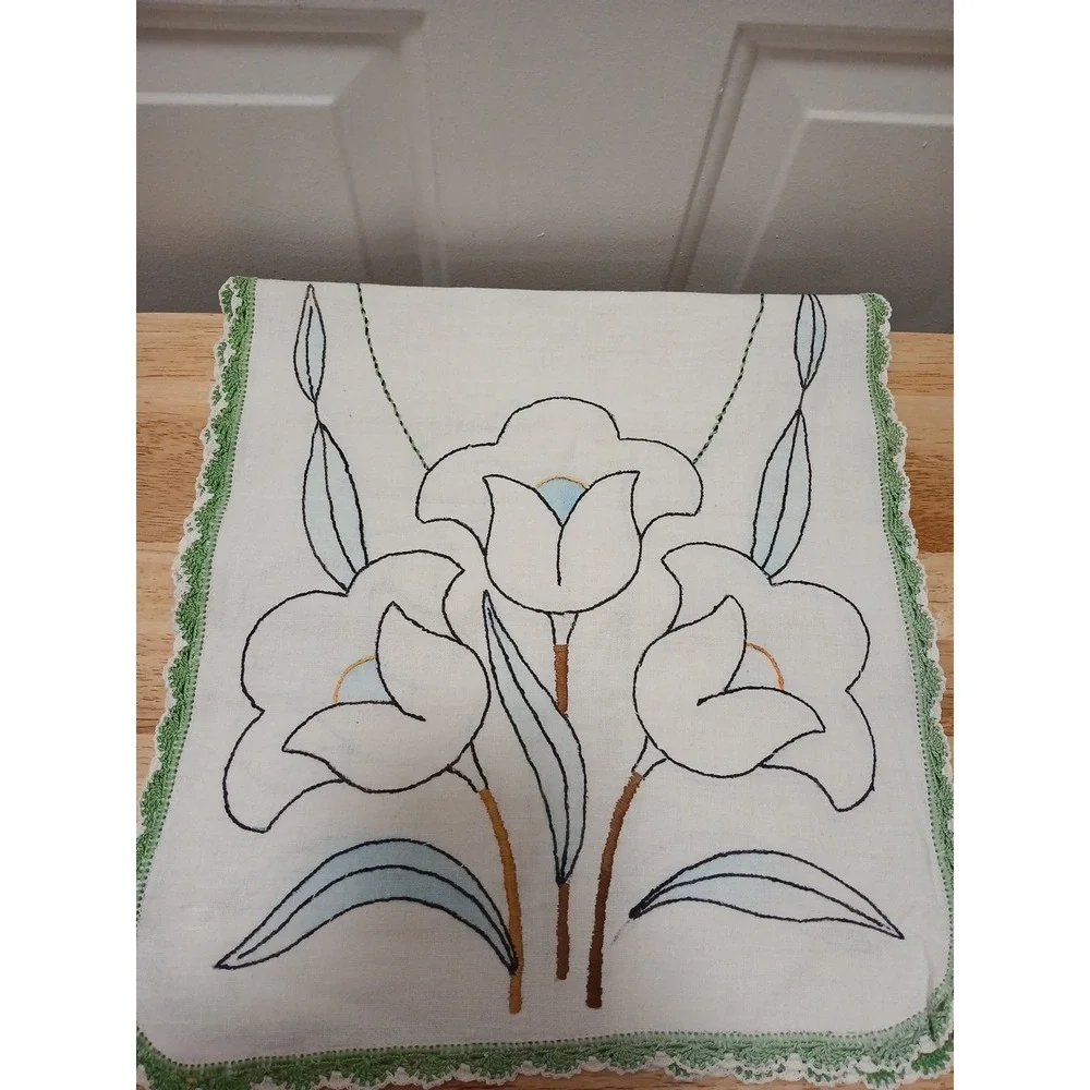 Vintage Hand Embroidered Tulips Table Runner Dresser Scarf Floral Table Decor